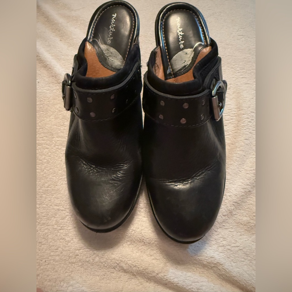 Nurture by Lamaze Black Mules with Classic Design